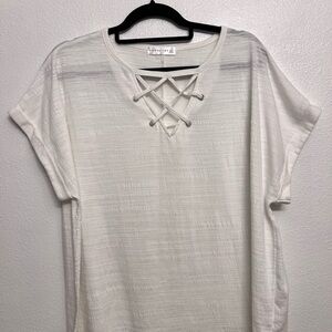 Retrology White Stretch Lattice Neckline Blouse